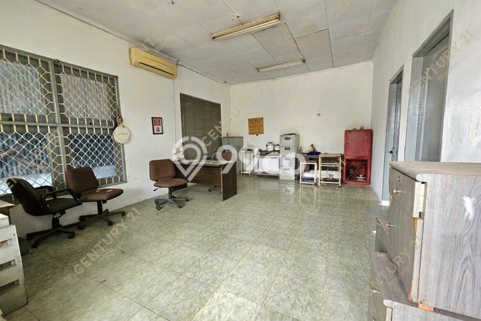 Gudang Dijual di Jakarta Barat LT 1026m2 & LB 1040m2 Lokasi Terbaik! Gudang Dijual di Jakarta Barat LT 1026m2 & LB 1040m2 Lokasi Terbaik!