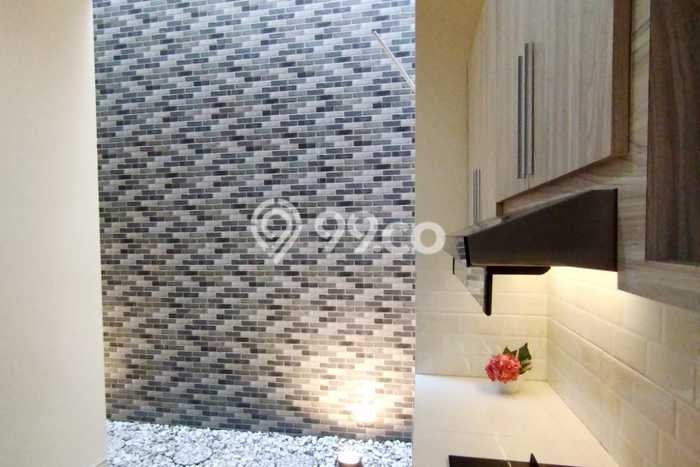 Ruko Disewakan di Kawasan Ramai Cakung, Jakarta Timur Ruko Disewakan di Kawasan Ramai Cakung, Jakarta Timur