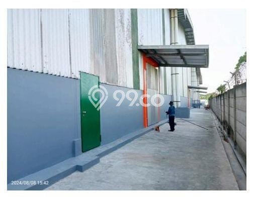Unit Gudang Disewa Lokasi Bekasi Utara, Bekasi Spesifikasi Luas Bangunan 6300m2 Unit Gudang Disewa Lokasi Bekasi Utara, Bekasi Spesifikasi Luas Bangunan 6300m2