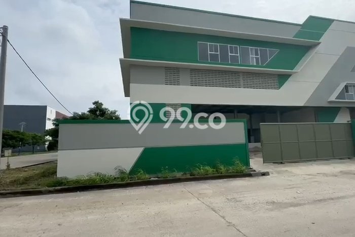 Area Ramai! Gudang Dijual di Pakuhaji untuk Bisnis Luas Bangunan 4935m2 Area Ramai! Gudang Dijual di Pakuhaji untuk Bisnis Luas Bangunan 4935m2