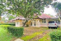 Dijual Rumah Luas Elegan Dengan View Cantik di Rancamaya, Bogor Dijual Rumah Luas Elegan Dengan View Cantik di Rancamaya, Bogor