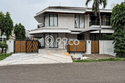 Hunian Mewah LB 345m2 Siap Pakai Desain Elegan di Pondok Indah, Jakarta Selatan Hunian Mewah LB 345m2 Siap Pakai Desain Elegan di Pondok Indah, Jakarta Selatan