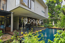 For Sale! Luxury House LT 525m2 Desain Elegan di Cipete For Sale! Luxury House LT 525m2 Desain Elegan di Cipete