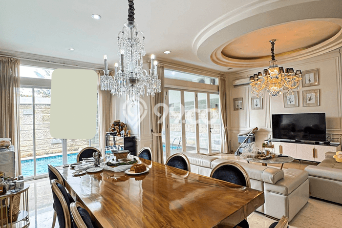 Rumah Luxury Modern Tanpa Renovasi di Kemang Jakarta Selatan Rumah Luxury Modern Tanpa Renovasi di Kemang Jakarta Selatan