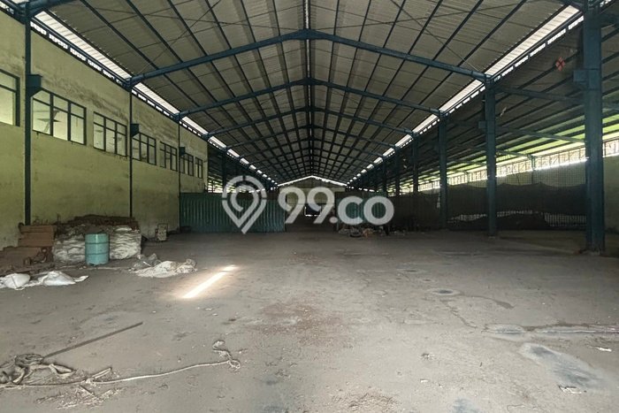 Gudang bagus disewakan di Dayeuhkolot Bandung dengan LB 4000m2 harga sewa terbaik Gudang bagus disewakan di Dayeuhkolot Bandung dengan LB 4000m2 harga sewa terbaik