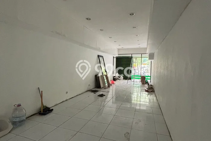 Ruko Ready di Taman Kopo Indah, Luas 60m², Area Komersial Ruko Ready di Taman Kopo Indah, Luas 60m², Area Komersial