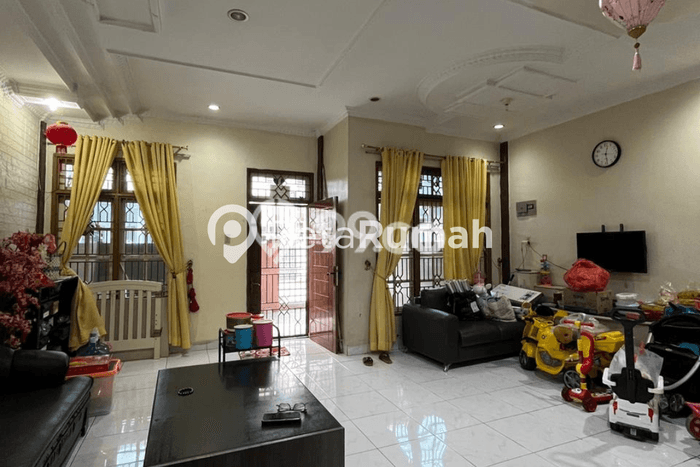 BISNIS POTENSIAL! Vila di Medan Timur, Luas 90m2m², Hasil Menjanjikan BISNIS POTENSIAL! Vila di Medan Timur, Luas 90m2m², Hasil Menjanjikan