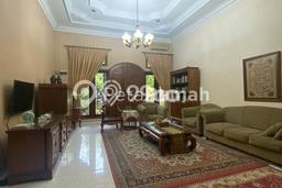 Vila Kawasan Medan Sunggal, Luas 340m2m², Dekat Mudah Pusat Kota Vila Kawasan Medan Sunggal, Luas 340m2m², Dekat Mudah Pusat Kota