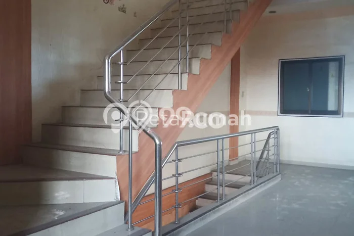 Ruko disewakan lokasi strategis Medan Timur Medan 224m2 Ruko disewakan lokasi strategis Medan Timur Medan 224m2