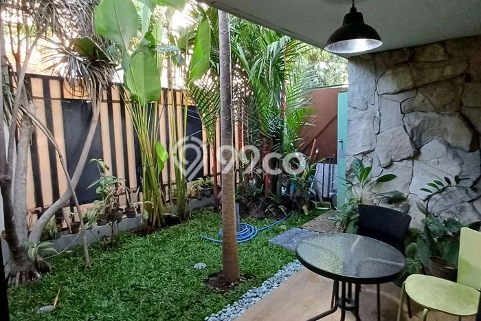 For Sale! Premium House LT 190m2 Desain Modern di Malang Kota For Sale! Premium House LT 190m2 Desain Modern di Malang Kota