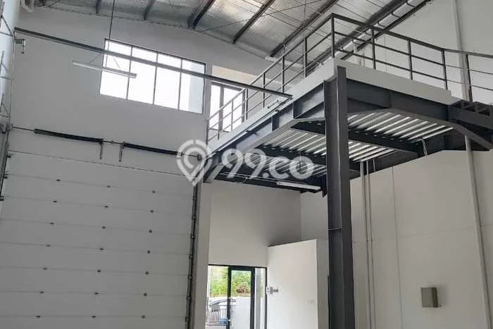 SENTRA BISNIS! Gudang di Setu, Luas 171m², Lokasi Premium SENTRA BISNIS! Gudang di Setu, Luas 171m², Lokasi Premium