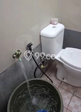 Gudang Disewa di Jakarta Barat dengan LB 360m2 Area Komersial Ramai Gudang Disewa di Jakarta Barat dengan LB 360m2 Area Komersial Ramai
