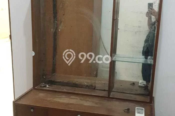 Disewakan! Rumah 3 Kamar Tidur &
3 Kamar Mandi di Tanjung Duren, Jakarta Barat Disewakan! Rumah 3 Kamar Tidur &
3 Kamar Mandi di Tanjung Duren, Jakarta Barat