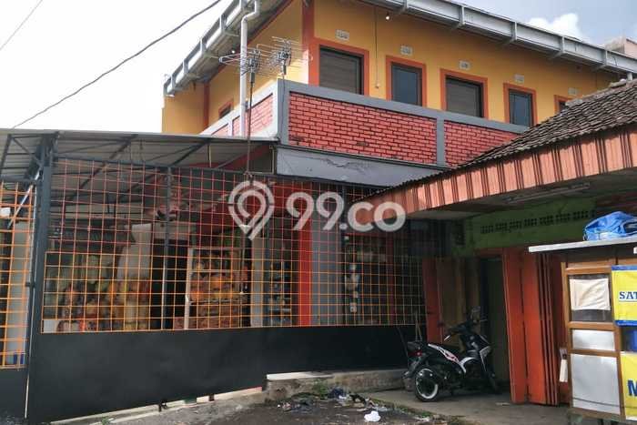 INVESTASI MENGUNTUNGKAN! Ruko Kawasan Sukasari, Luas 210m2m², Potensi Sewa Tinggi INVESTASI MENGUNTUNGKAN! Ruko Kawasan Sukasari, Luas 210m2m², Potensi Sewa Tinggi