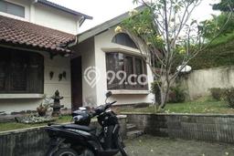 BEST CHOICE! Rumah di , 4 KM, Dekat Mall, Luas 350m2m² LB 350m2m² BEST CHOICE! Rumah di , 4 KM, Dekat Mall, Luas 350m2m² LB 350m2m²