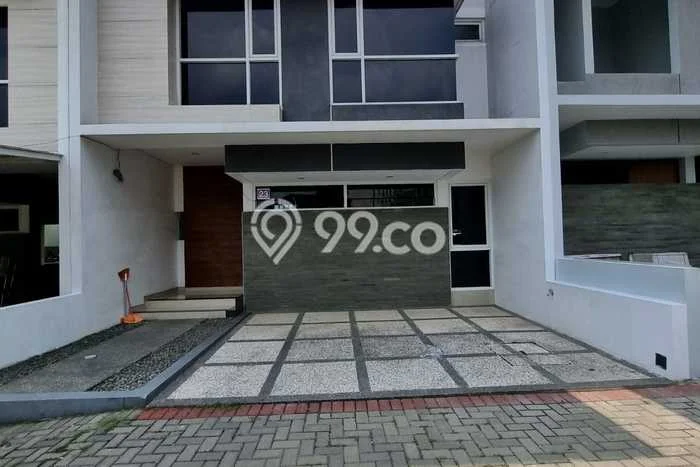 Rumah di Pasteur, 3 KM, Lingkungan Elite, Luas 84m² Bangunan 140m² Rumah di Pasteur, 3 KM, Lingkungan Elite, Luas 84m² Bangunan 140m²