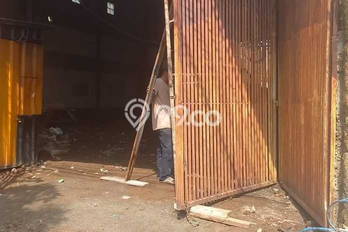 Gudang Strategis Kawasan Soekarno Hatta, Luas 200m², Kawasan Komersial Gudang Strategis Kawasan Soekarno Hatta, Luas 200m², Kawasan Komersial