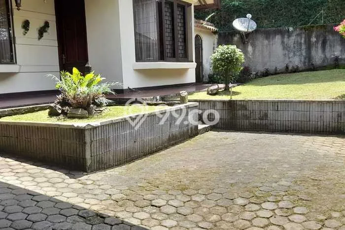 Dijual Rumah Mewah Megah Dengan View Cantik di Geger Kalong, Bandung Dijual Rumah Mewah Megah Dengan View Cantik di Geger Kalong, Bandung