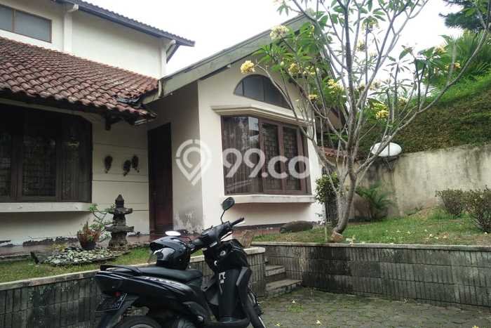 Dijual Rumah Mewah Megah Dengan View Cantik di Geger Kalong, Bandung Dijual Rumah Mewah Megah Dengan View Cantik di Geger Kalong, Bandung