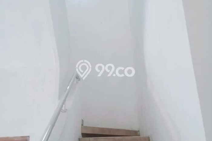 Area Ramai! Ruko Dijual di Cipedes untuk Bisnis Luas Bangunan 160m2 Area Ramai! Ruko Dijual di Cipedes untuk Bisnis Luas Bangunan 160m2