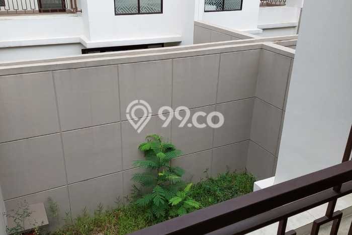 Rumah di , 3 KM, Dekat Pusat Kota, Luas 102m2m² Bangunan 94m2m² Rumah di , 3 KM, Dekat Pusat Kota, Luas 102m2m² Bangunan 94m2m²