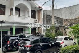 Siap Huni Rumah Mewah 5 Kamar di Soekarno Hatta Dekat ke Mana Pun Siap Huni Rumah Mewah 5 Kamar di Soekarno Hatta Dekat ke Mana Pun