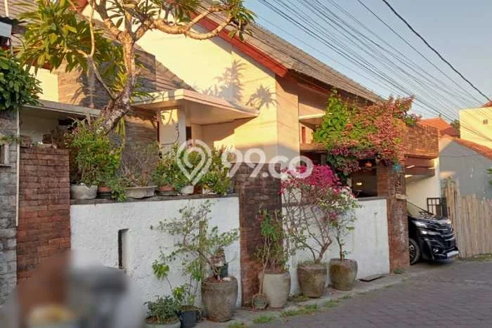 Rumah Sewa Badung LT 100m2 LB 110m2 Area Canggu Rumah Sewa Badung LT 100m2 LB 110m2 Area Canggu