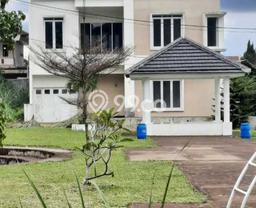 Rumah Mewah LB 450m2 Siap Pakai Desain Elegan di Kota Sukabumi, Sukabumi Rumah Mewah LB 450m2 Siap Pakai Desain Elegan di Kota Sukabumi, Sukabumi
