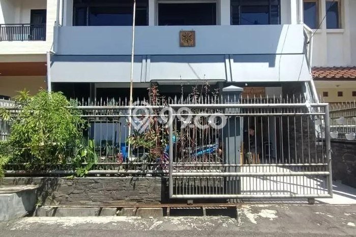 Jual Rumah Eksklusif 5 KT di Cikutra, Bandung Jual Rumah Eksklusif 5 KT di Cikutra, Bandung