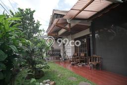 Rumah Elit LB 300m2 Siap Huni Desain Elegan di Turangga, Bandung Rumah Elit LB 300m2 Siap Huni Desain Elegan di Turangga, Bandung