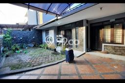 Rumah Sewa Bandung LT 510m2 LB 425m2 Kawasan Sumurbandung Rumah Sewa Bandung LT 510m2 LB 425m2 Kawasan Sumurbandung
