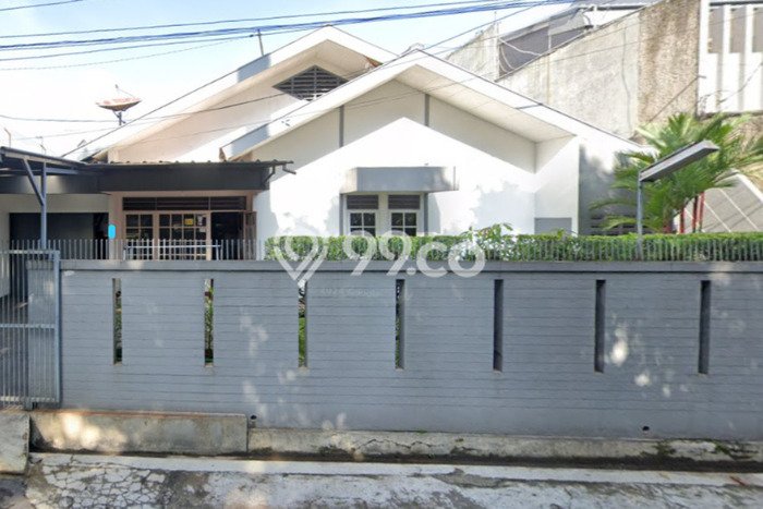 For Sale Rumah 3 Kamar Lokasi Ideal Bagus dan Strategis di Babakan Ciparay For Sale Rumah 3 Kamar Lokasi Ideal Bagus dan Strategis di Babakan Ciparay