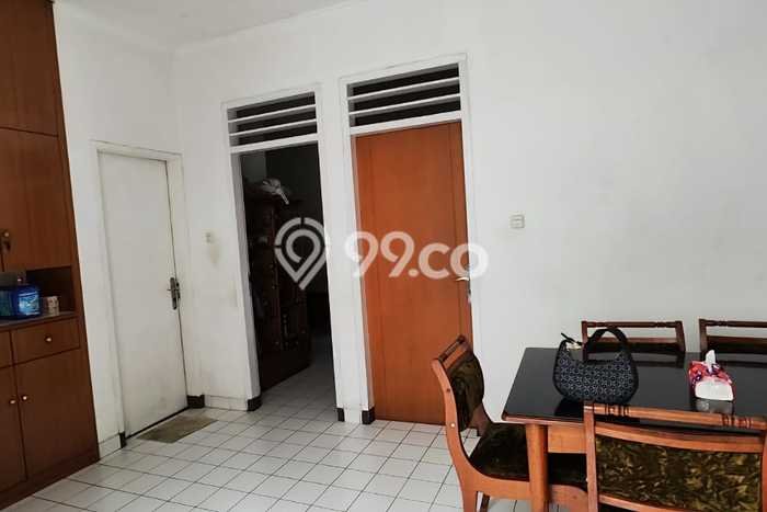 For Sale Rumah 3 Kamar Lokasi Ideal Bagus dan Strategis di Babakan Ciparay For Sale Rumah 3 Kamar Lokasi Ideal Bagus dan Strategis di Babakan Ciparay