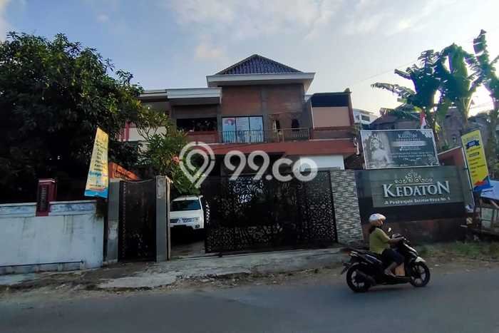 Siap Huni Rumah Mewah 13 Kamar di Semarang Barat Dekat ke Mana Pun Siap Huni Rumah Mewah 13 Kamar di Semarang Barat Dekat ke Mana Pun