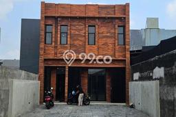 Ruko untuk disewa di Cakung punya LT 200m2 & LB 120m2 harga sewa kompetitif Ruko untuk disewa di Cakung punya LT 200m2 & LB 120m2 harga sewa kompetitif