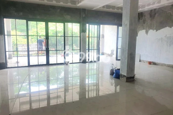 Ruko Disewa di Cilodong, Depok, LT 261m2 / LB 373m2 Ruko Disewa di Cilodong, Depok, LT 261m2 / LB 373m2