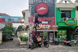 Ruko paling strategis disewakan di Pasar Rebo Jakarta Timur Ruko paling strategis disewakan di Pasar Rebo Jakarta Timur
