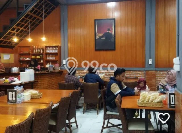 Unit Ruko Disewa Lokasi Cibinong, Bogor Spesifikasi Luas Bangunan 300m2 Unit Ruko Disewa Lokasi Cibinong, Bogor Spesifikasi Luas Bangunan 300m2