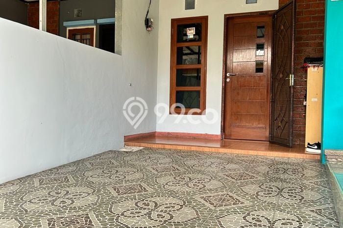 Dijual Rumah 4 Kamar Lokasi Ideal Bagus dan Strategis di Setu Dijual Rumah 4 Kamar Lokasi Ideal Bagus dan Strategis di Setu