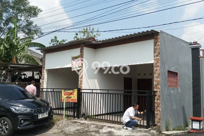 Rumah Modern LB/LT 36m2/84m2 Dijual Area Sambiroto, Semarang Rumah Modern LB/LT 36m2/84m2 Dijual Area Sambiroto, Semarang