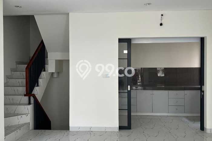 Jual Rumah Favorit Siap Huni LB 166m2 di Cikupa, Tangerang Jual Rumah Favorit Siap Huni LB 166m2 di Cikupa, Tangerang