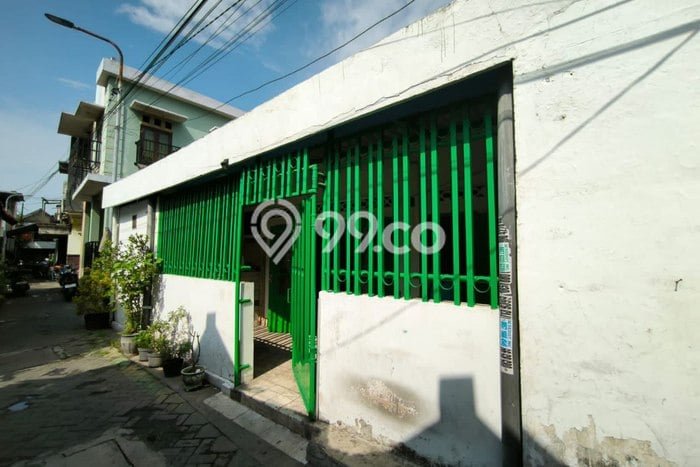 Rumah Minimalis 3 KT di Tembok Dukuh Surabaya Semi Furnished Rumah Minimalis 3 KT di Tembok Dukuh Surabaya Semi Furnished