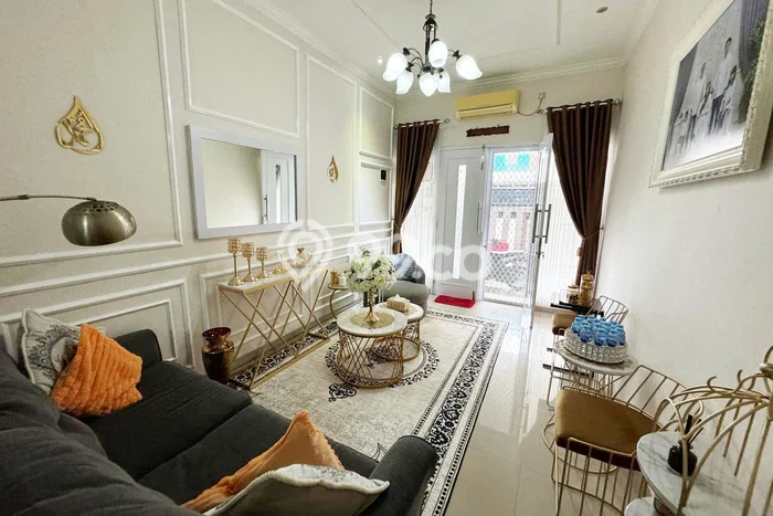 Rumah Luas Asri 3 KT Siap Huni di Bintaro Tangerang Selatan Rumah Luas Asri 3 KT Siap Huni di Bintaro Tangerang Selatan