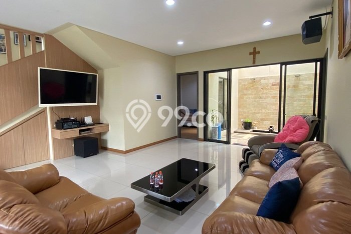 Dijual Rumah Luas Elegan Dengan View Eksklusif di BSD Green Wich, Tangerang Dijual Rumah Luas Elegan Dengan View Eksklusif di BSD Green Wich, Tangerang