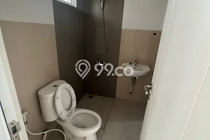 Disewakan! Rumah 2 Kamar Tidur &
2 Kamar Mandi di Gading Serpong, Tangerang Disewakan! Rumah 2 Kamar Tidur &
2 Kamar Mandi di Gading Serpong, Tangerang