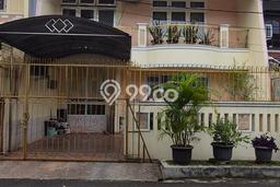 Jual Rumah Mewah Elegan Dengan View Eksklusif di Puri Indah, Jakarta Barat Jual Rumah Mewah Elegan Dengan View Eksklusif di Puri Indah, Jakarta Barat