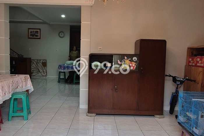 Jual Rumah Mewah Elegan Dengan View Eksklusif di Puri Indah, Jakarta Barat Jual Rumah Mewah Elegan Dengan View Eksklusif di Puri Indah, Jakarta Barat