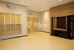 Hunian Mewah LB 500m2 Siap Pakai Desain Elegan di Permata Buana, Jakarta Barat Hunian Mewah LB 500m2 Siap Pakai Desain Elegan di Permata Buana, Jakarta Barat