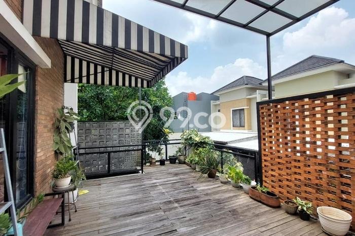 Rumah Mewah Dijual LT 145m2 di Ciputat, Tangerang Selatan Rumah Mewah Dijual LT 145m2 di Ciputat, Tangerang Selatan