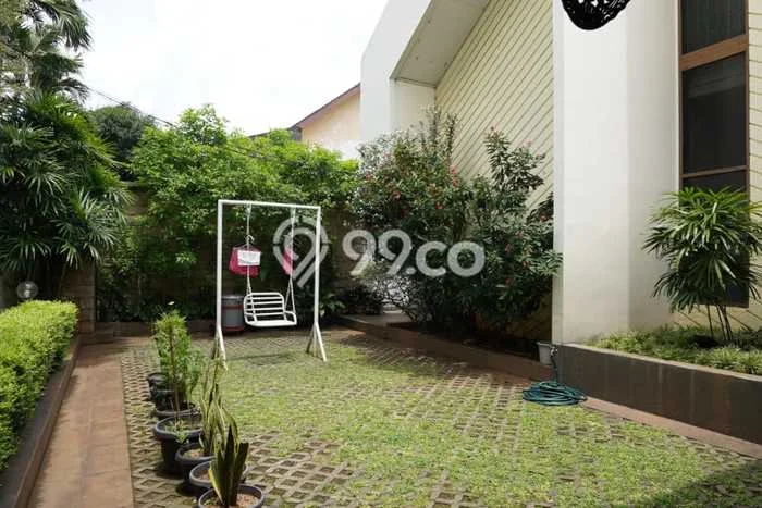 Rumah Luxury Modern Tanpa Renovasi di Pondok Indah Jakarta Selatan Rumah Luxury Modern Tanpa Renovasi di Pondok Indah Jakarta Selatan